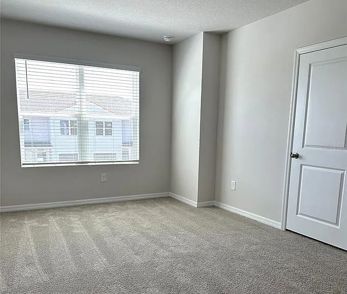 4649 Pleasant Ave — Photo 31