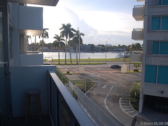 5th image of 5313 Collins Ave APT 303
