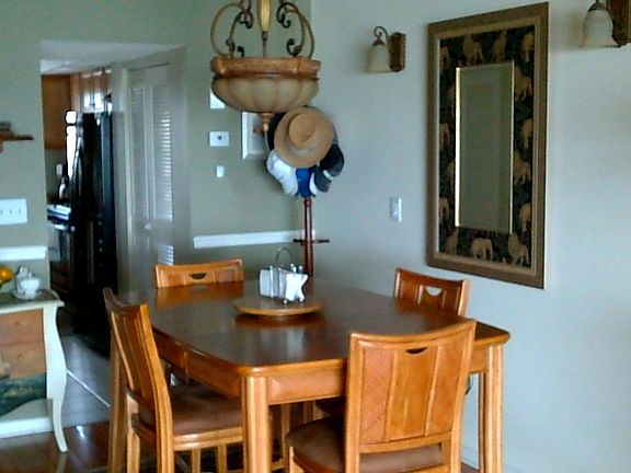 3rd image of 5900 Shore Blvd S APT 409