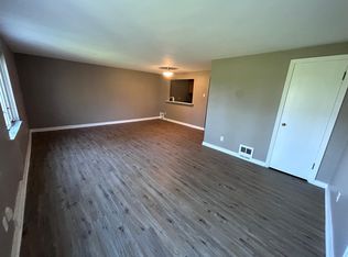 1522 Greentree Rd, Pittsburgh, PA 15220