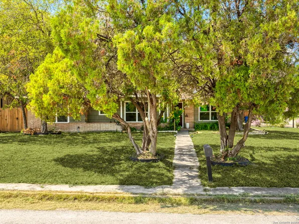 107 Grantham, San Antonio, TX 78218