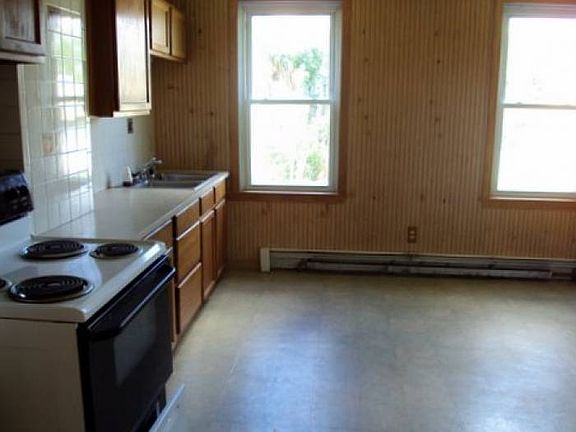 2nd image of 71 Belmont Ave