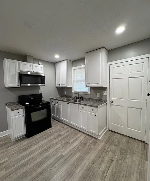 204 Brisco St — Photo 15