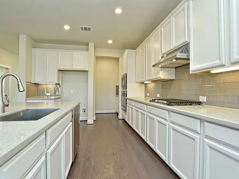 2401 Centennial Loop — Photo 12