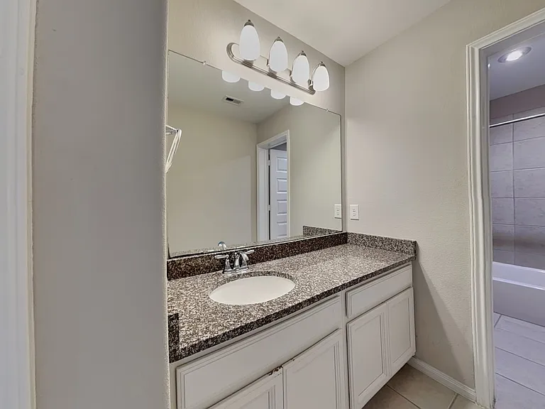 Modern bathroom with neutral b