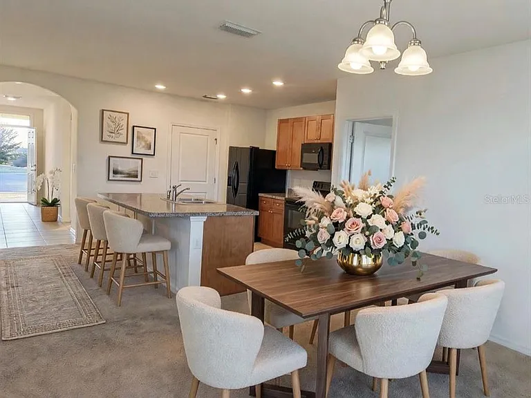 3499 N Vonnegut Point — Photo 3