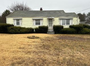 105 Denwall Dr, Springfield, MA 01119