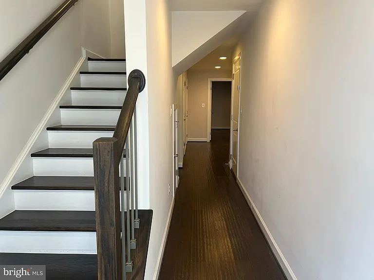 3152 Goldenwave Ct — Photo 2