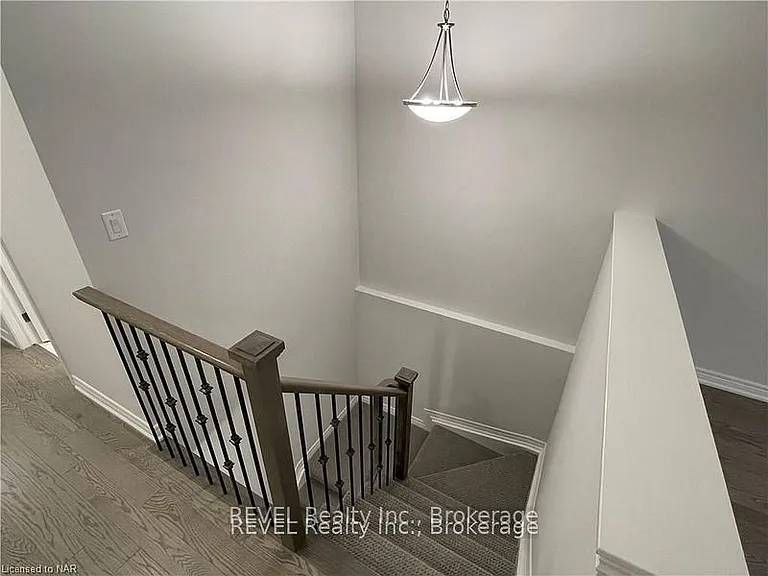 86 Summersides Blvd — Photo 14