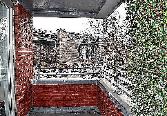 4th image of 568 Grand St APT J404