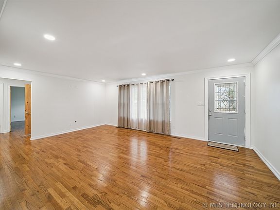 3rd image of 205 S Mary Ave