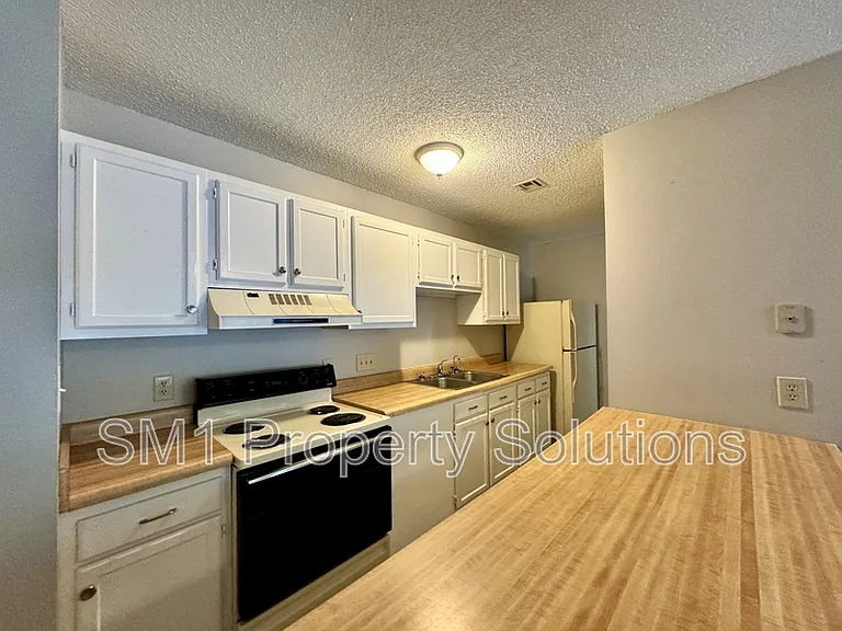 3109 Darden Rd #B — Photo 9
