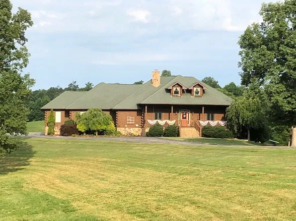 5432 Peaceful Ridge Rd, Lavalette, WV 25535