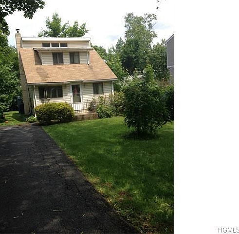 Front of the house and driveway.