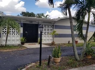 9241 SW 55th Ct, Cooper City, FL 33328
