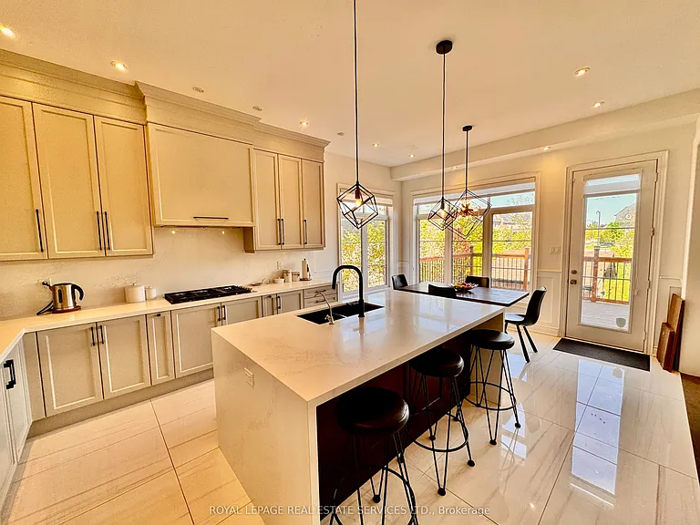 22 Mary Agar Ct — Photo 8