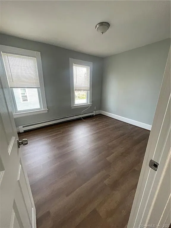 2 bed, 2265 sqft, $1,700 — Photo 2