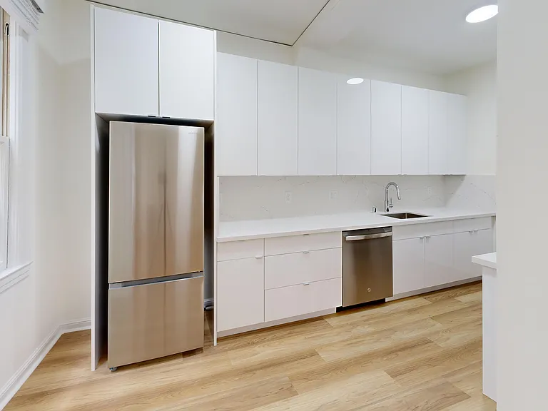 800 Duboce Ave — Photo 15