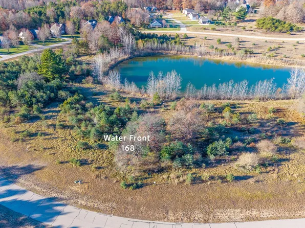 11253 Killarney Dr, Stanwood, MI 49346