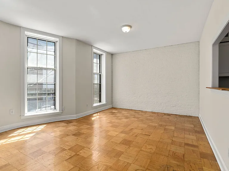 21 Bowdoin St #2C — Photo 5