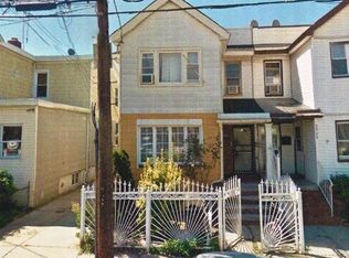 9508 97th St, Ozone Park, NY 11416