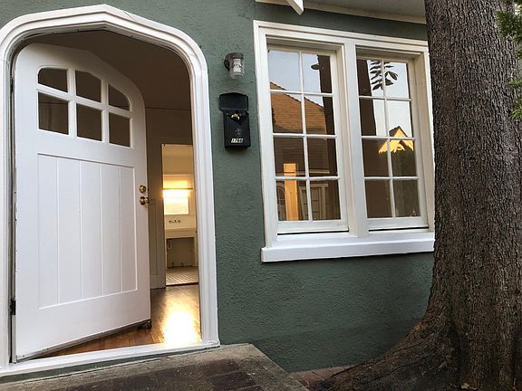 4th image of 1766 1/4 Colorado Blvd #6