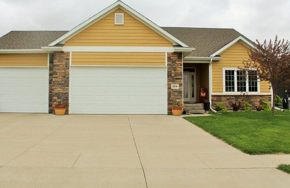 1st image of 2714 Nicklaus Blvd