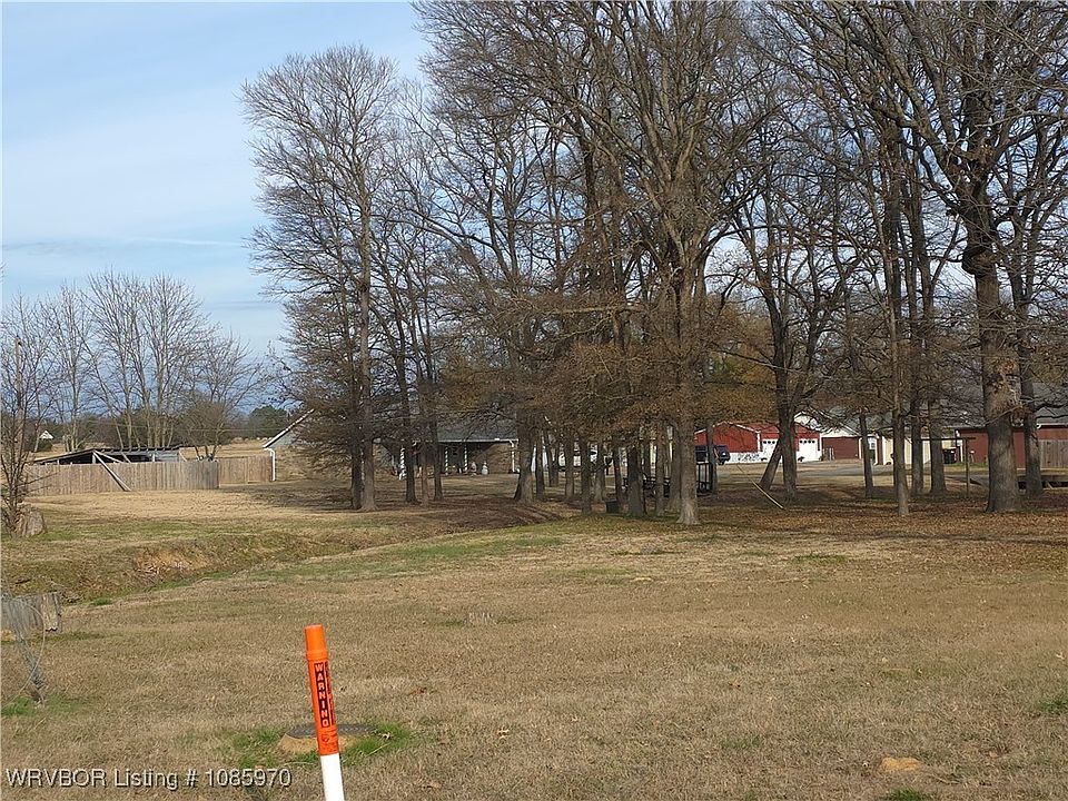 1st image of Lincoln Dr