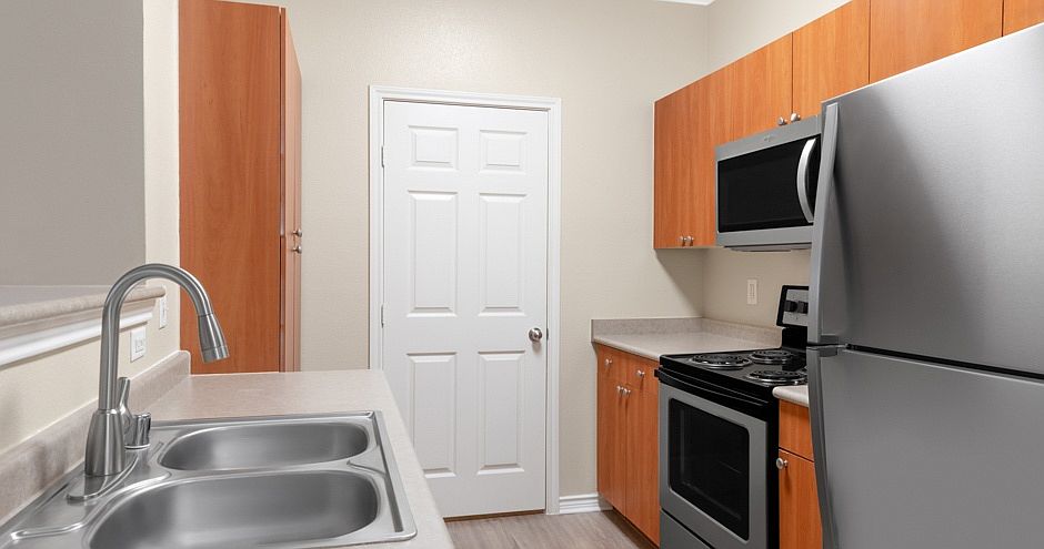 1st image of 1701 Towne Crossing Blvd #714