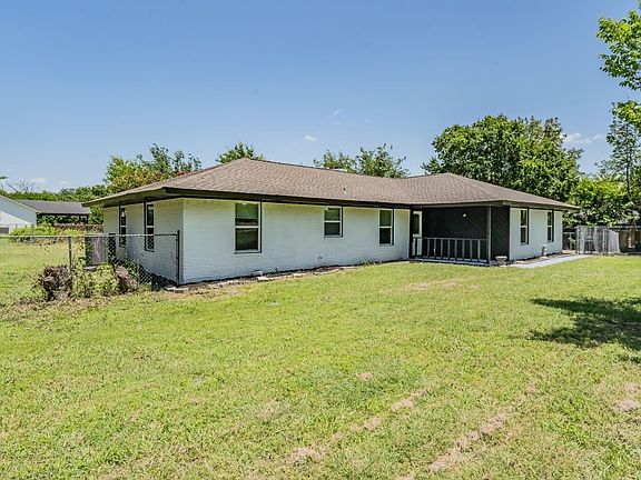 5th image of 114 Wagon Wheel Ln