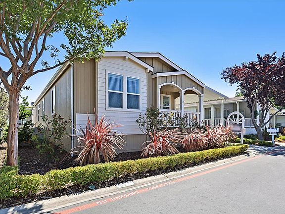 2nd image of 1050 Borregas Ave Spc 120