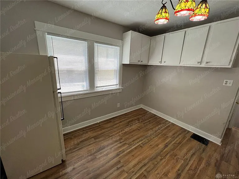 614 S Smithville Rd — Photo 16