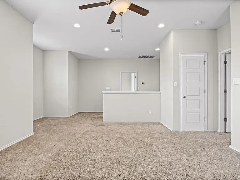 17401 Silent Harbor Loop — Photo 22