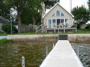 318 Lloyd Ln, Bronson, MI 49028