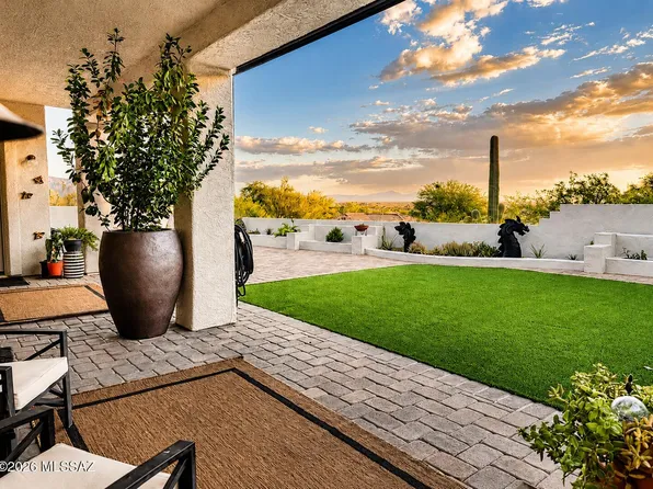 9780 E Spring Hill Pl, Tucson, AZ 85749
