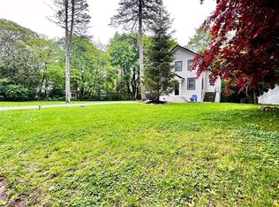 46 Luyster St, Huntington Station, NY 11746