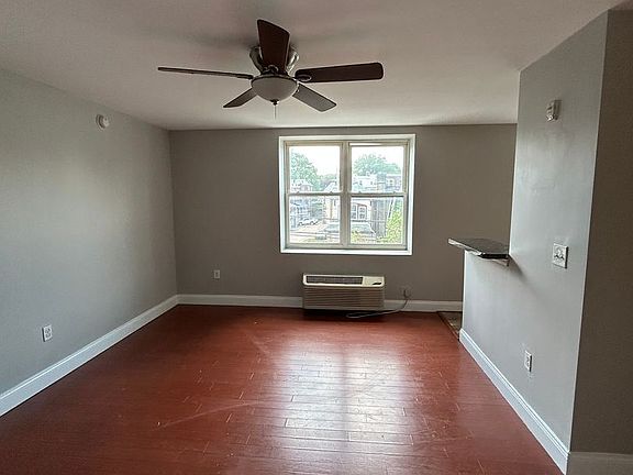 5th image of 5700 Ogontz Ave #B304