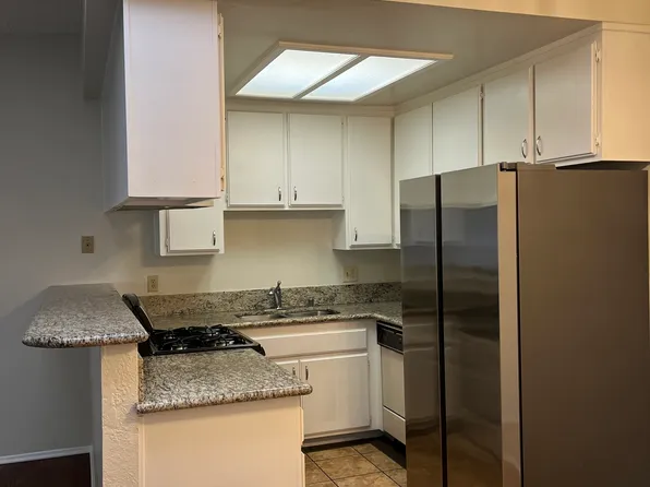 1114 W 155th St APT C, Gardena, CA 90247