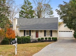 2796 Ridgemore Rd NW, Atlanta, GA 30318