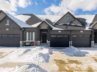 410 Caserta Cres, Lakeshore, ON N8L 0A5