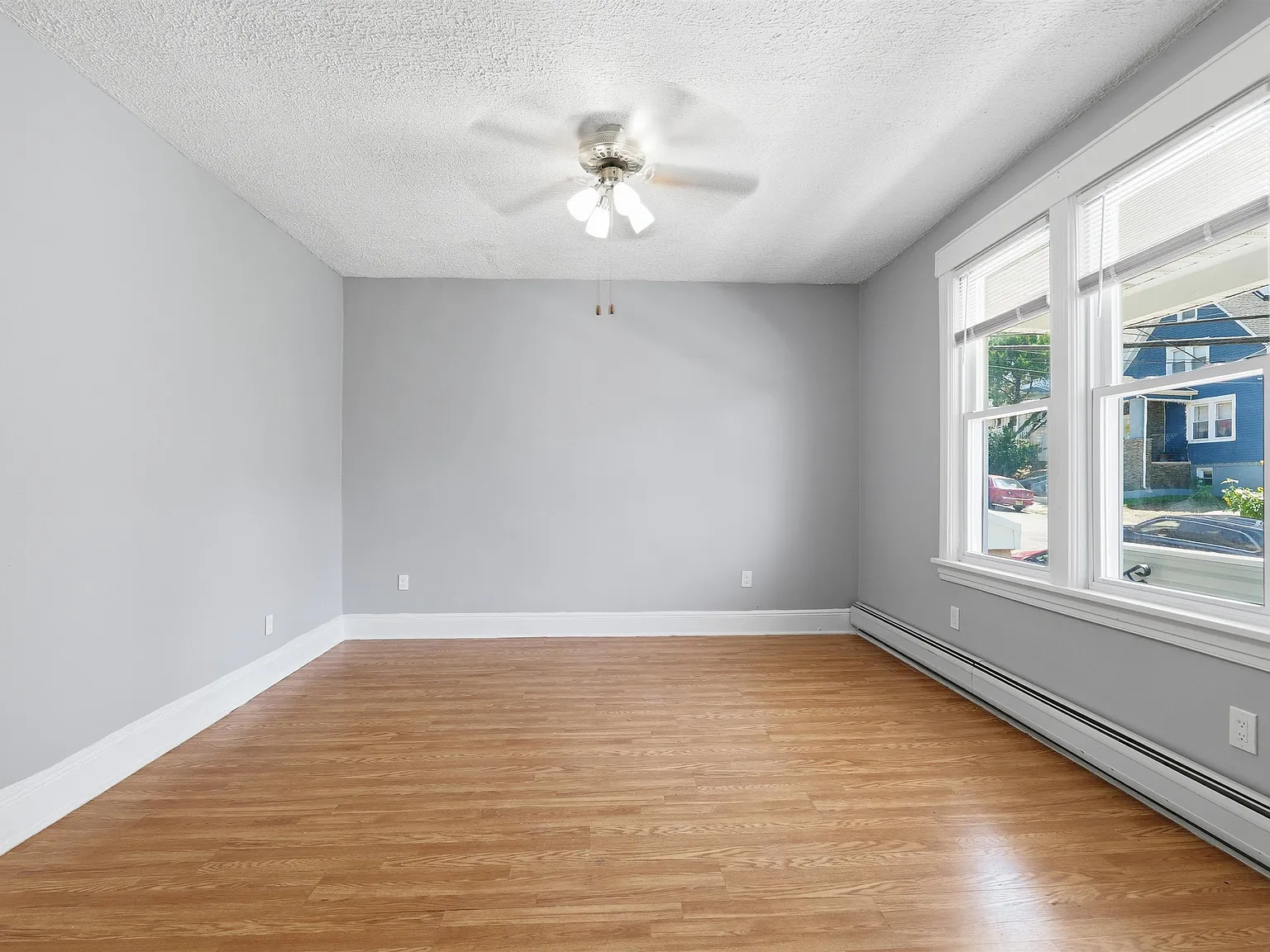 3 bed, 1.0 bath, $3,300 — Photo 3