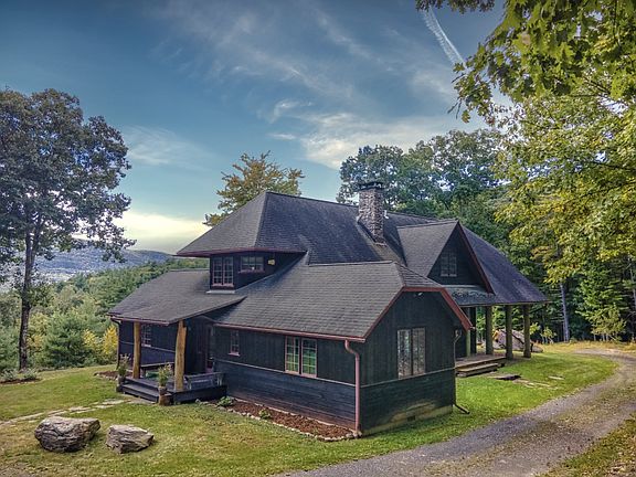 3rd image of 49 Cricket Rdg