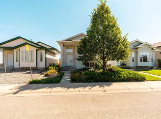 206 W Fairmont Garden Rd S, Lethbridge, AB T1K 7L3