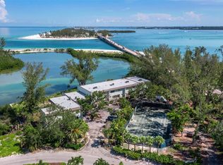 490 N Shore Rd #6, Longboat Key, FL 34228