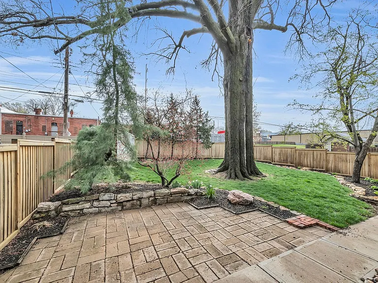 5545 Harrison St — Photo 21