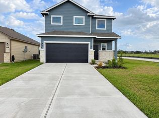 517 Oak Chase Ave, Dayton, TX 77535