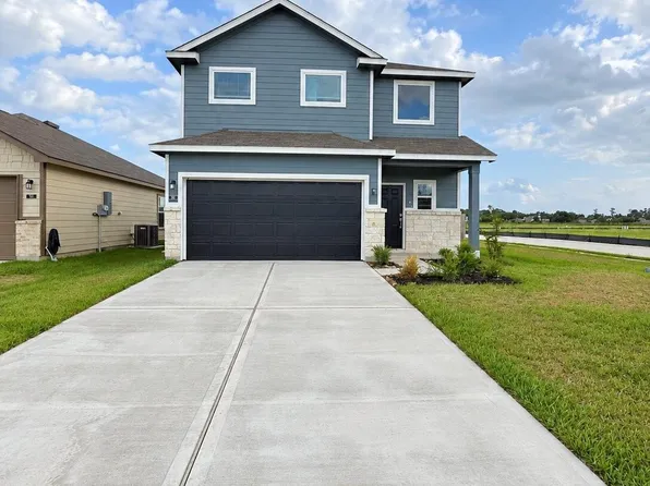 517 Oak Chase Ave, Dayton, TX 77535