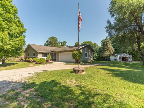 4950 Westwind Dr, Dexter, MI 48130