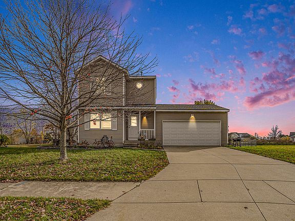 2nd image of 3222 Renwick Ct