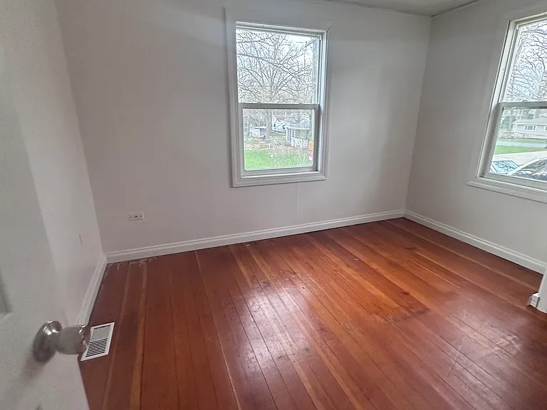 2604 Fair Oak Ln #B — Photo 11